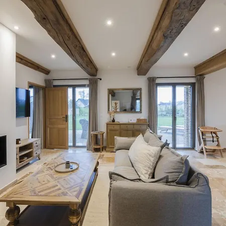 Maison Morny Your Exquisite Retreat Near Deauville Casa de Férias *