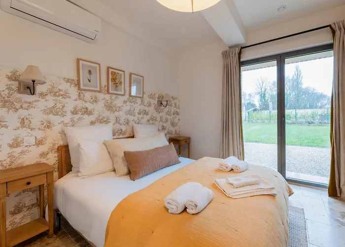 Maison Morny Your Exquisite Retreat Near Deauville Σπίτι διακοπών *